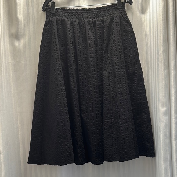 Torrid Black Puff Sleeve Smocked Blouse and skirt set - Picture 4 of 7